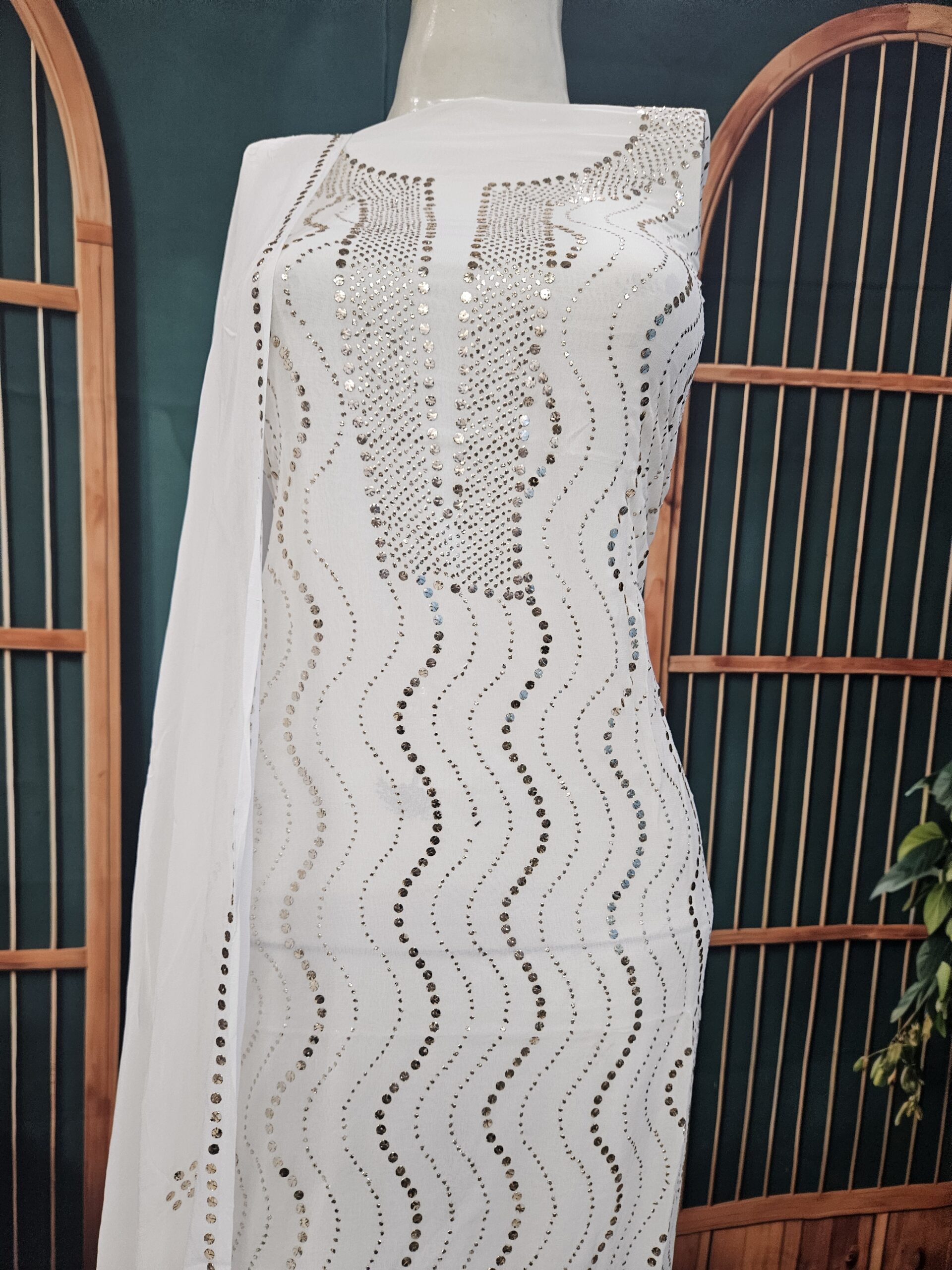 20251103_182259.jpg Heavy Mukaish Work Kurta and Dupatta Set (White) - Image 1